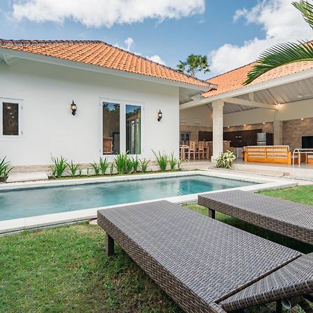 Green Garden Seminyak Villa Екстериор снимка