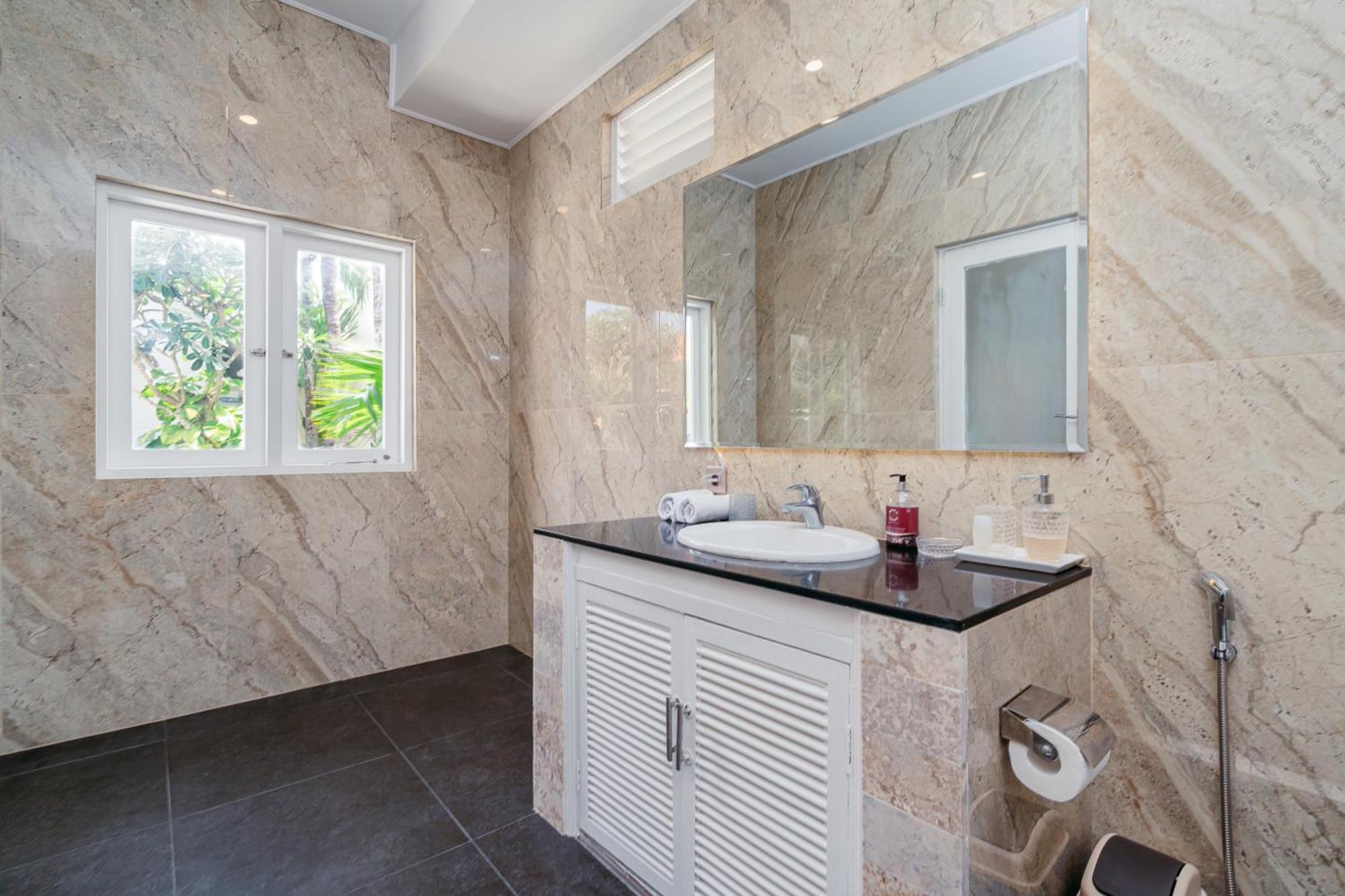 Green Garden Seminyak Villa Екстериор снимка