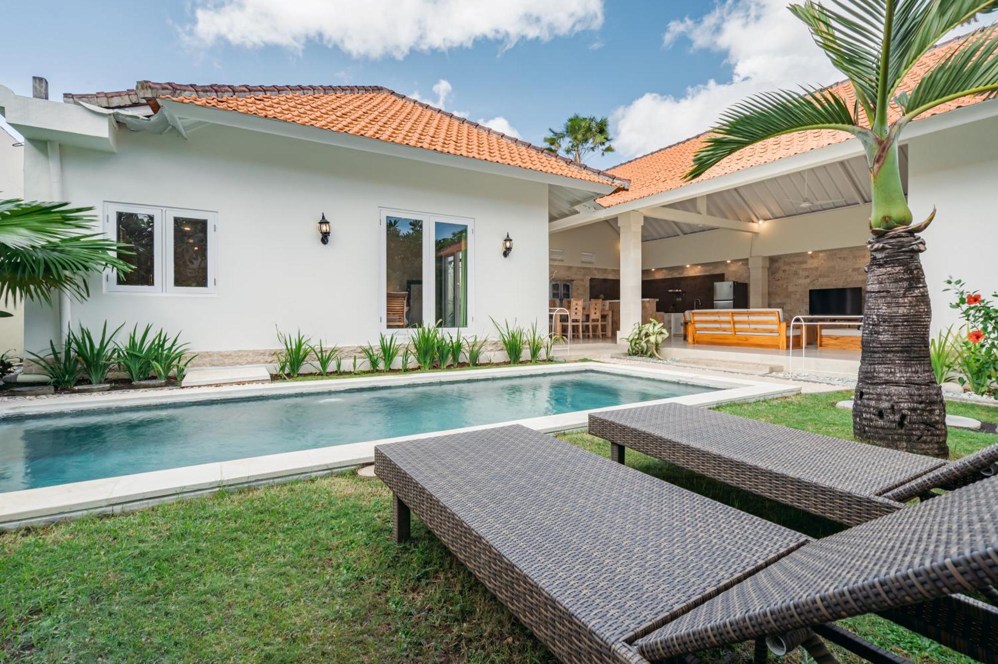 Green Garden Seminyak Villa Екстериор снимка